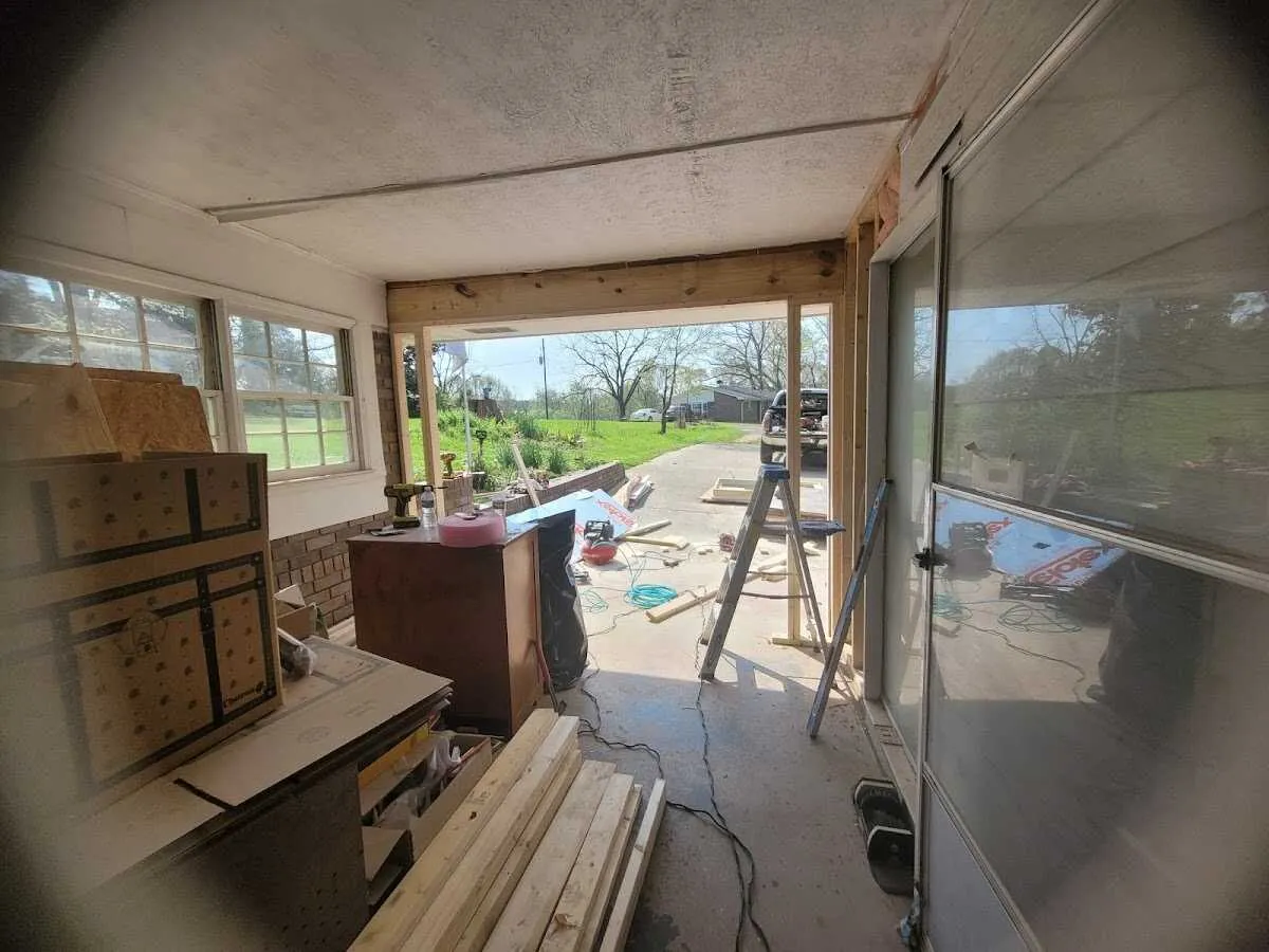 Air movers and dehumidifier for Water Mitigation Services in Wheaton